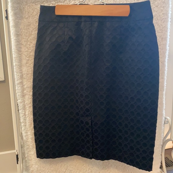 Banana Republic Pencil Skirt: Size 0 - Picture 6 of 8